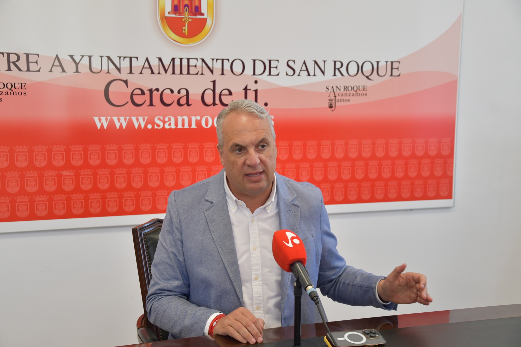 #SANROQUE Ruiz Boix critica a Gerardo Landaluce por decidir que un barco con ganado atraque en Crinavis