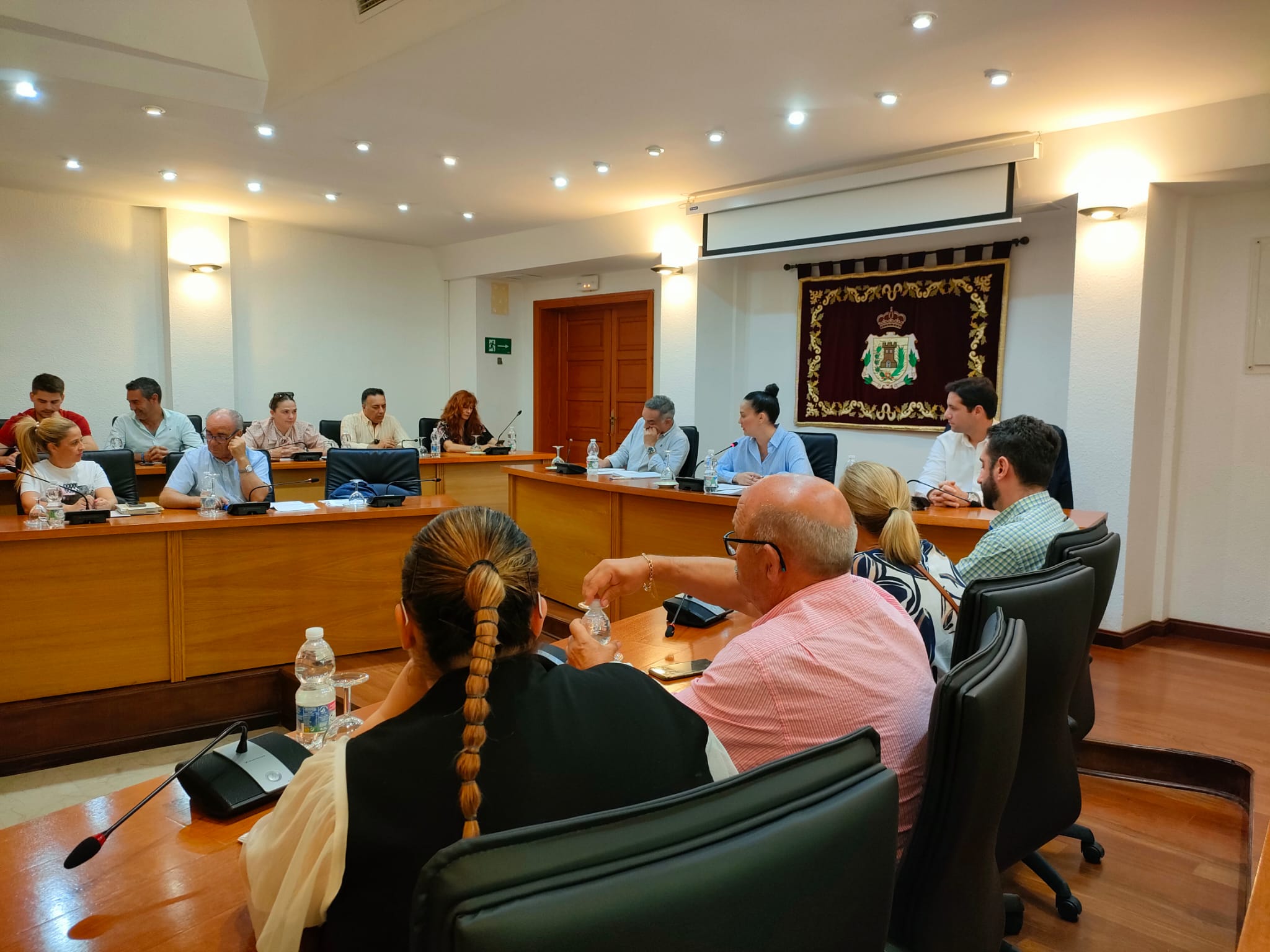 #LOSBARRIOS Celebrado el pleno extraordinario para cerrar el mandato y despedir a los concejales que no repetirán en la nueva Corporación Municipal