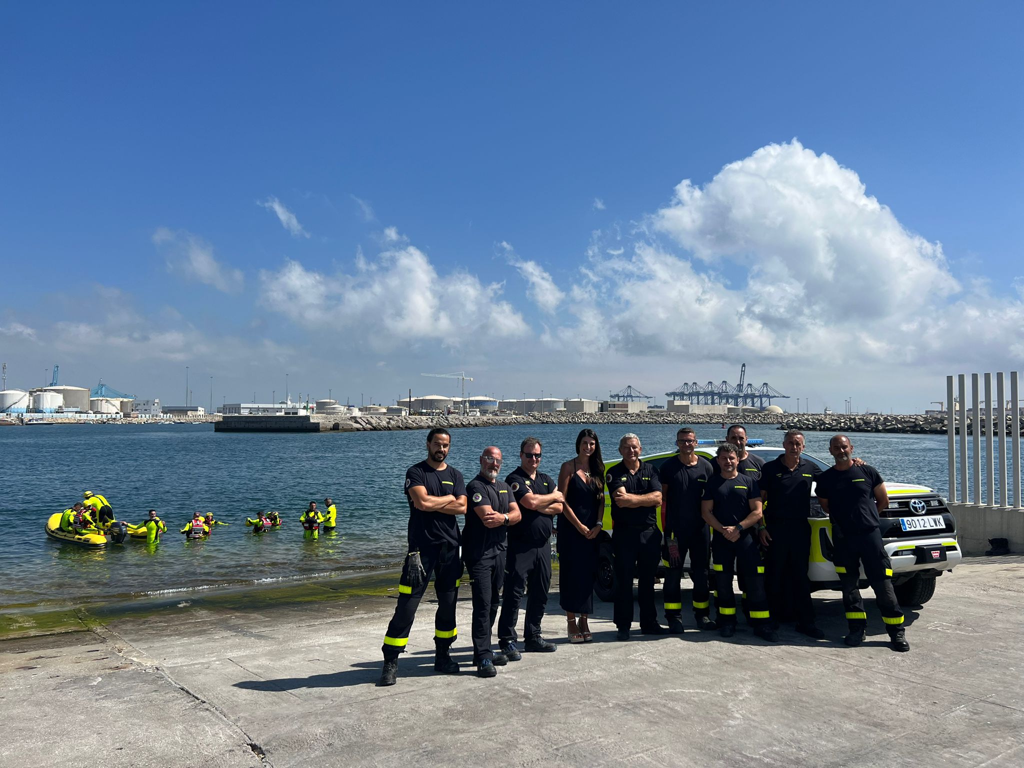 #ALGECIRAS Bueno asiste a la entrega de una nueva embarcación de rescate en inundaciones del Consorcio de Bomberos