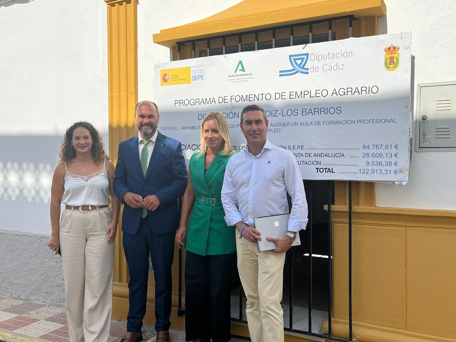 #LOSBARRIOS Alconchel da la bienvenida a la nueva presidenta de la Diputación provincial en su primera visita oficial al municipio