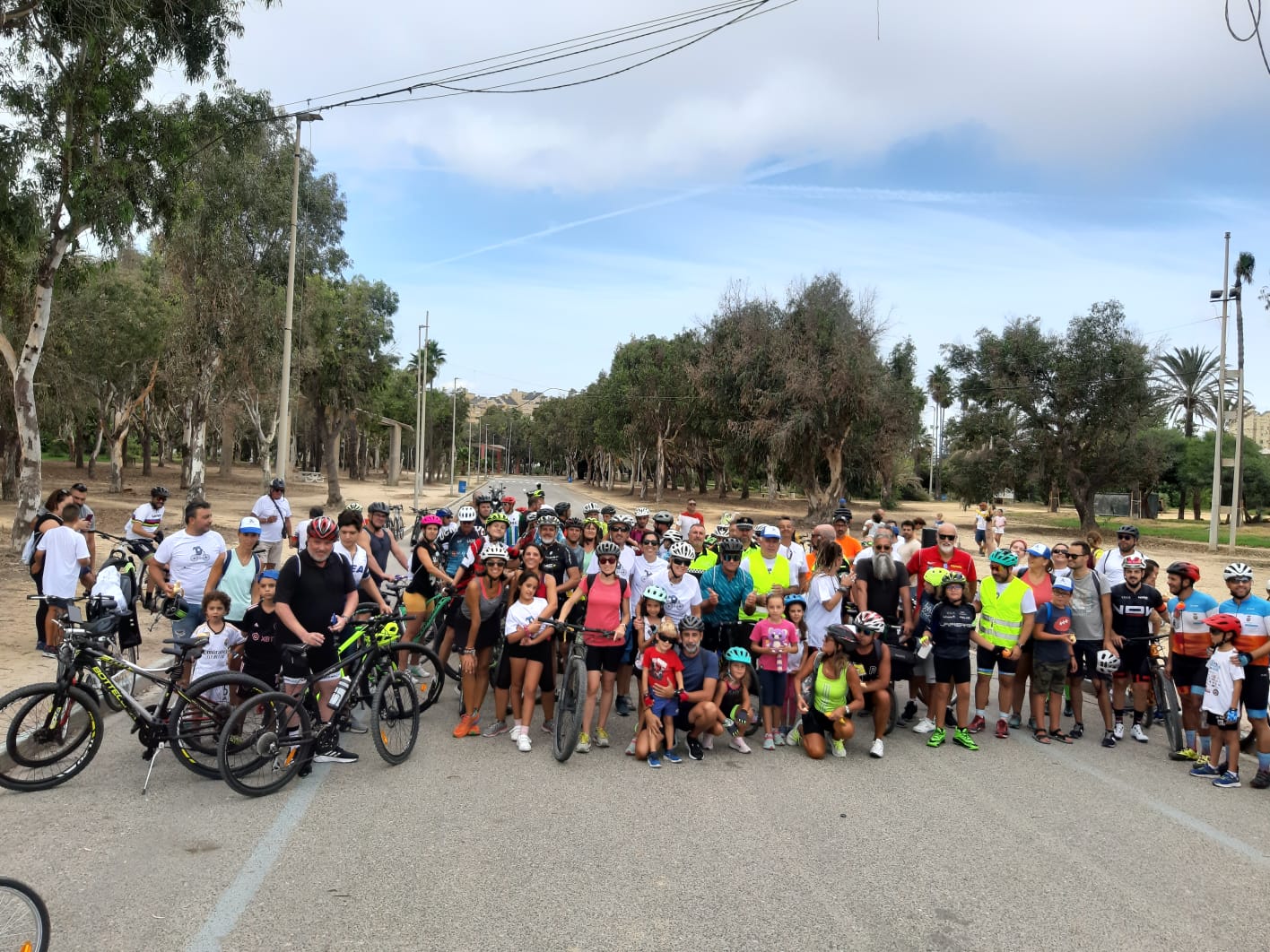La III Marcha en Bicicleta congregó a 170 personas duplicando la participación de ediciones anteriores