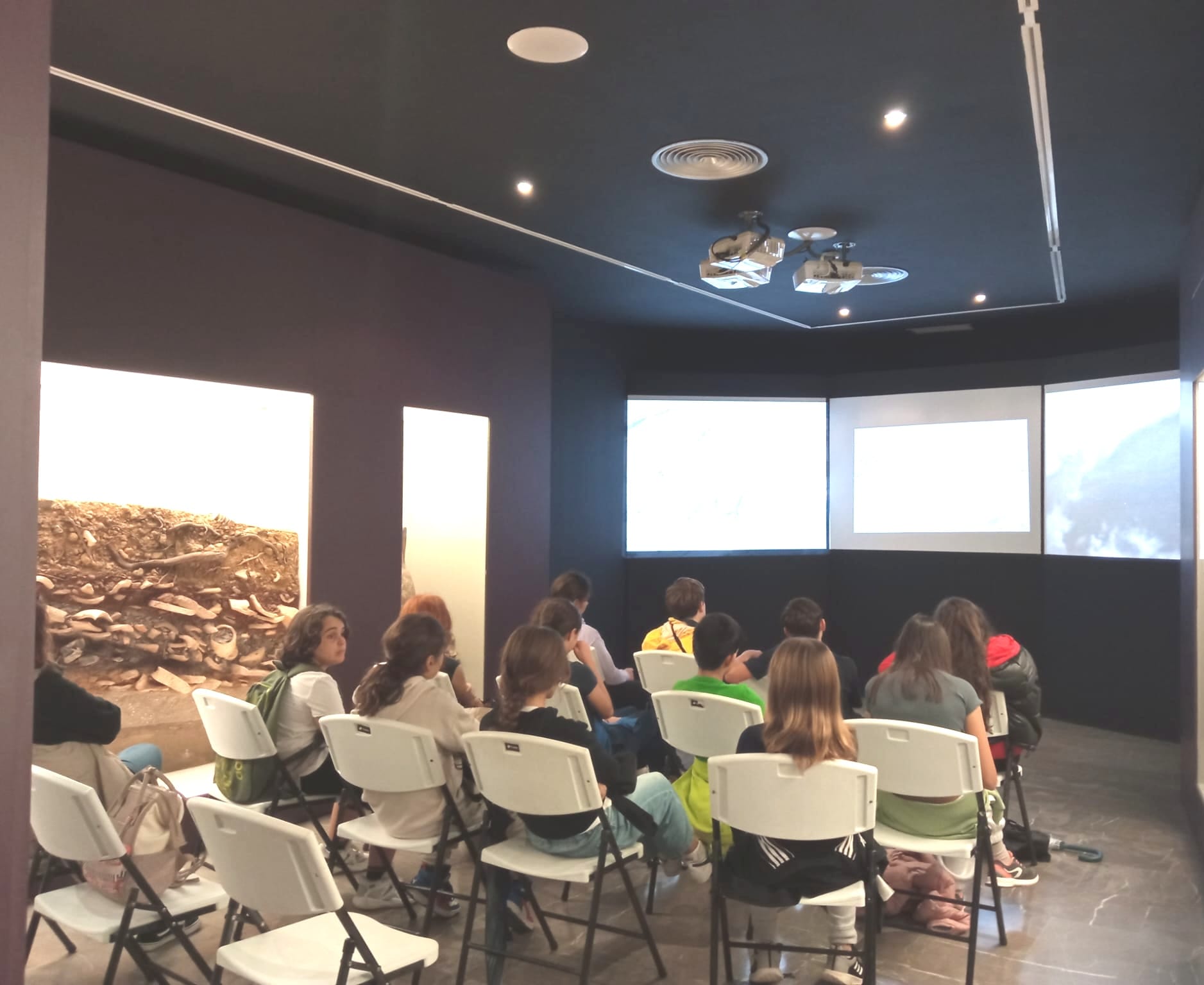 Dos visitas guiadas en inglés al Museo Carteia para un total de 79 estudiantes de La Línea