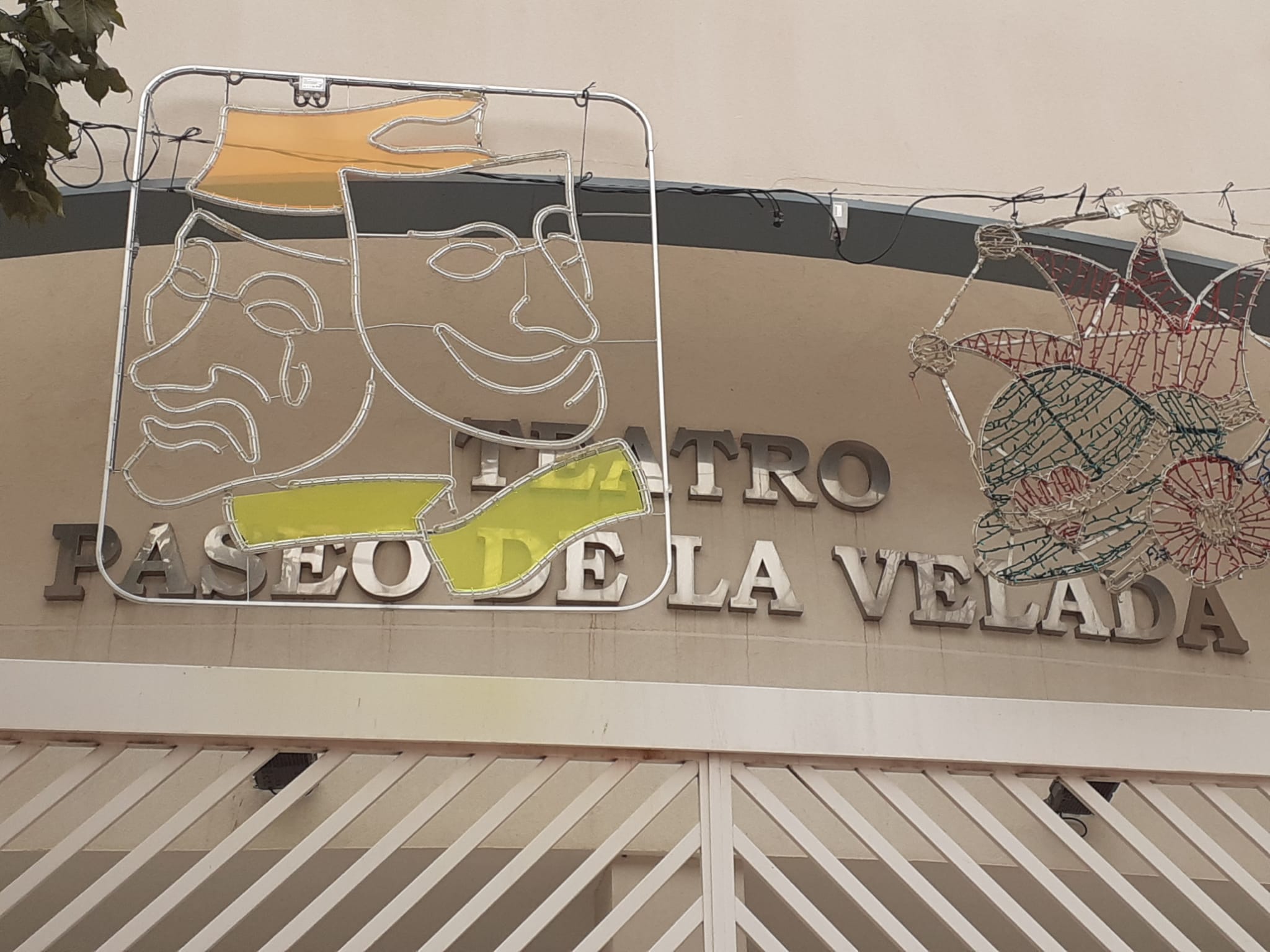 No te pierdas el carnaval de la Concha Fina en Cadena Joven y Onda Levante .