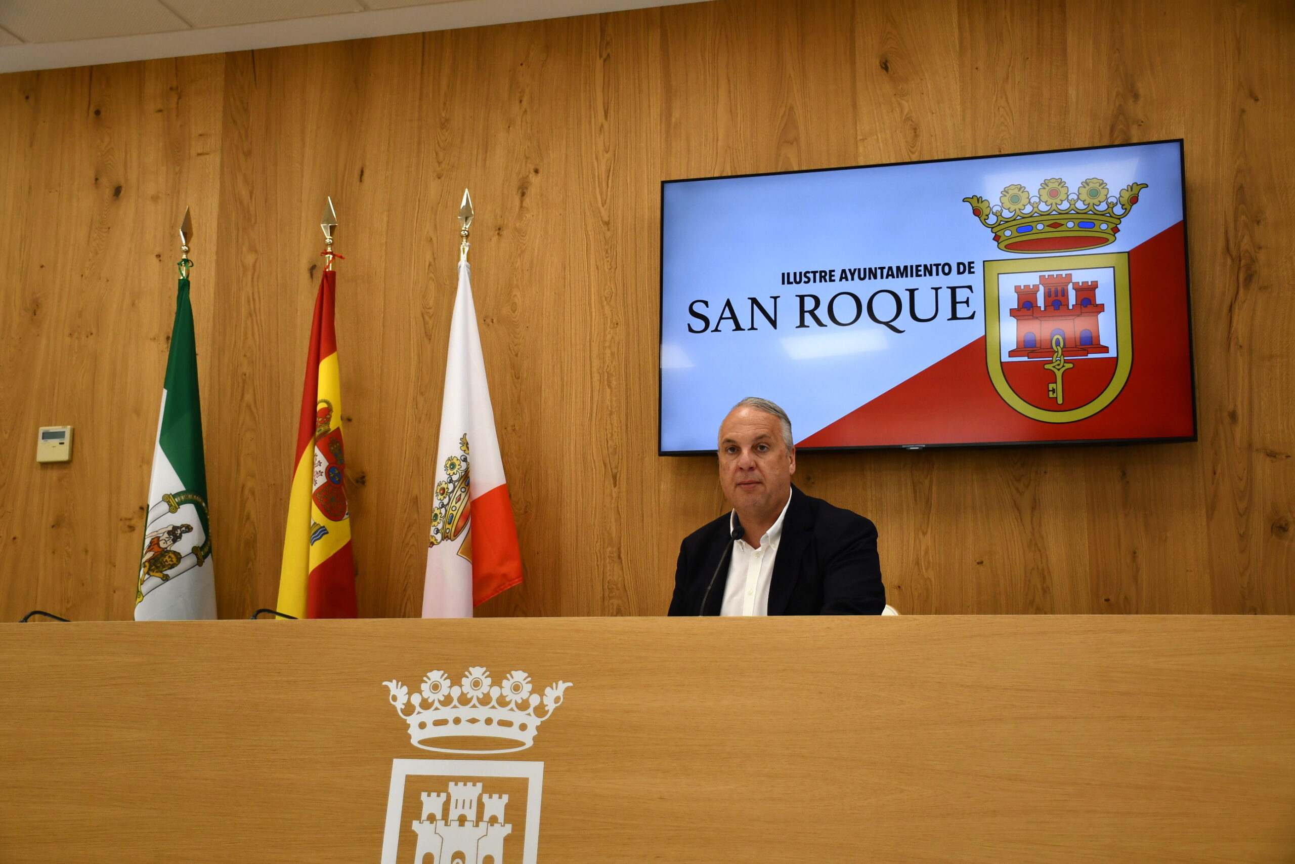 El alcalde denuncia que en 6 años la Junta no ha modificado la oferta educativa en San Roque