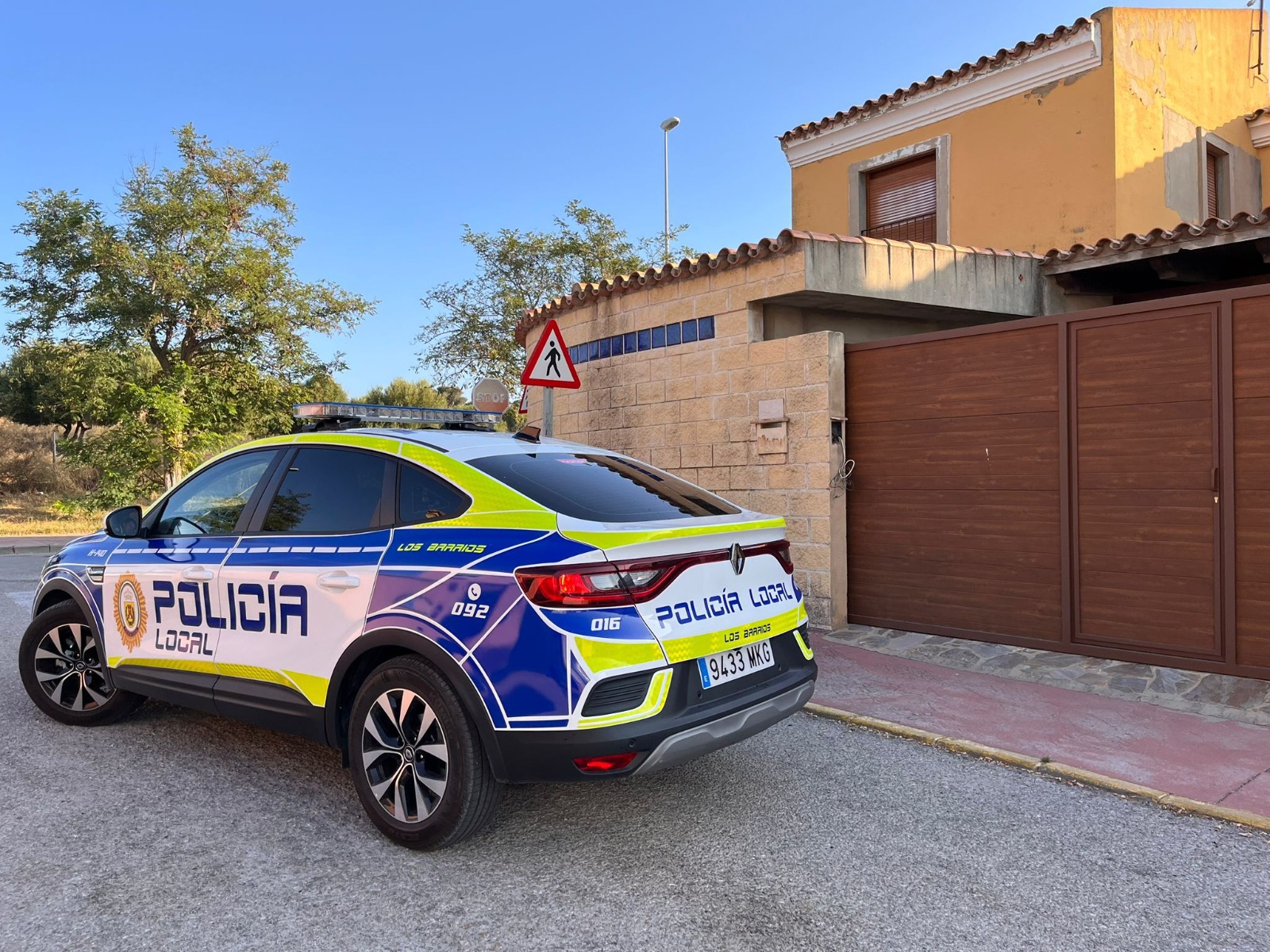 La Policía Local de Los Barrios evita la posible ocupación de una vivienda en Guadacorte Norte