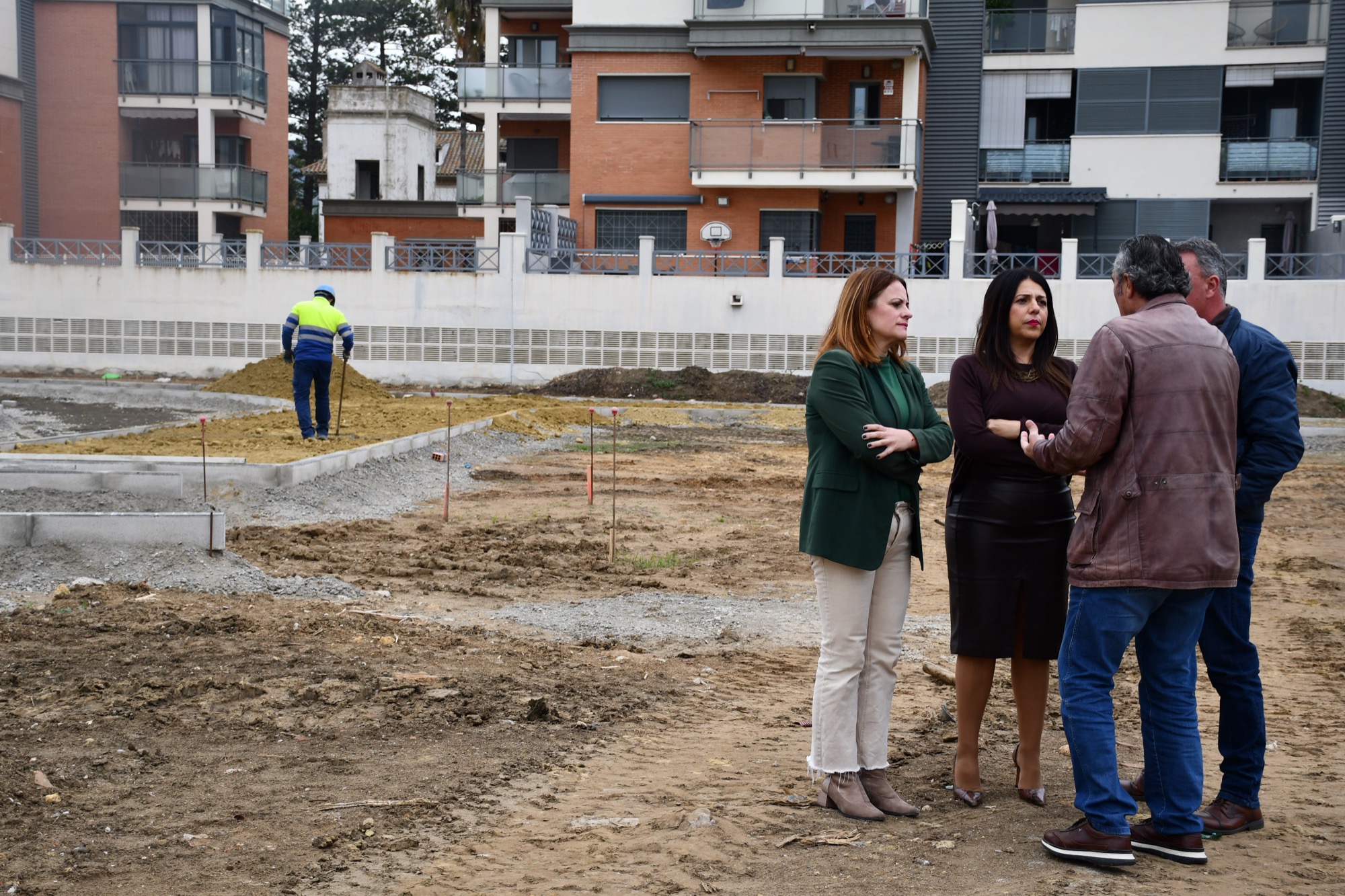 Visita a las obras del parque temático Villa Victoria