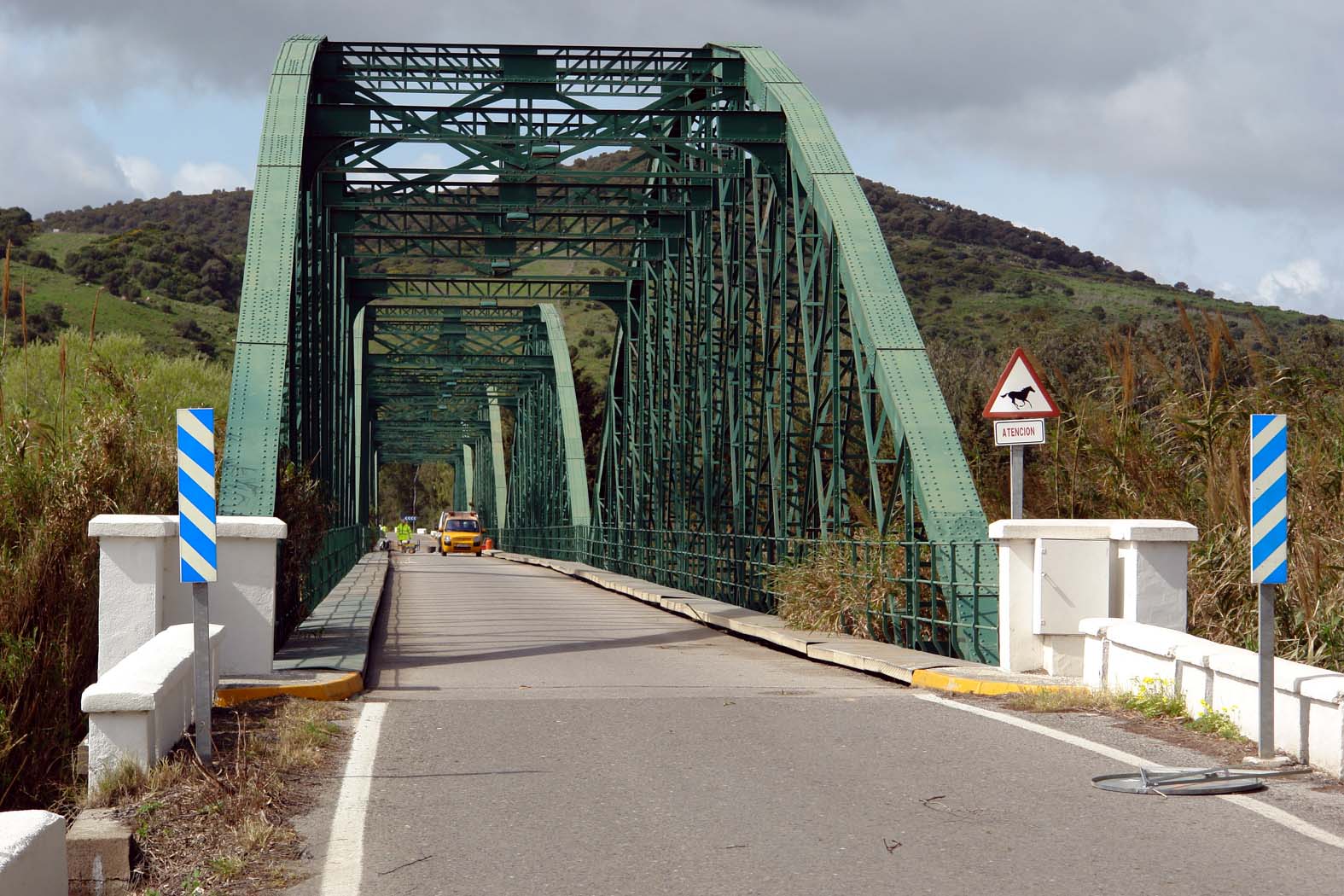 Ruiz Boix cree que la Junta “se cachondea” del Ayuntamiento sobre el Puente de Hierro