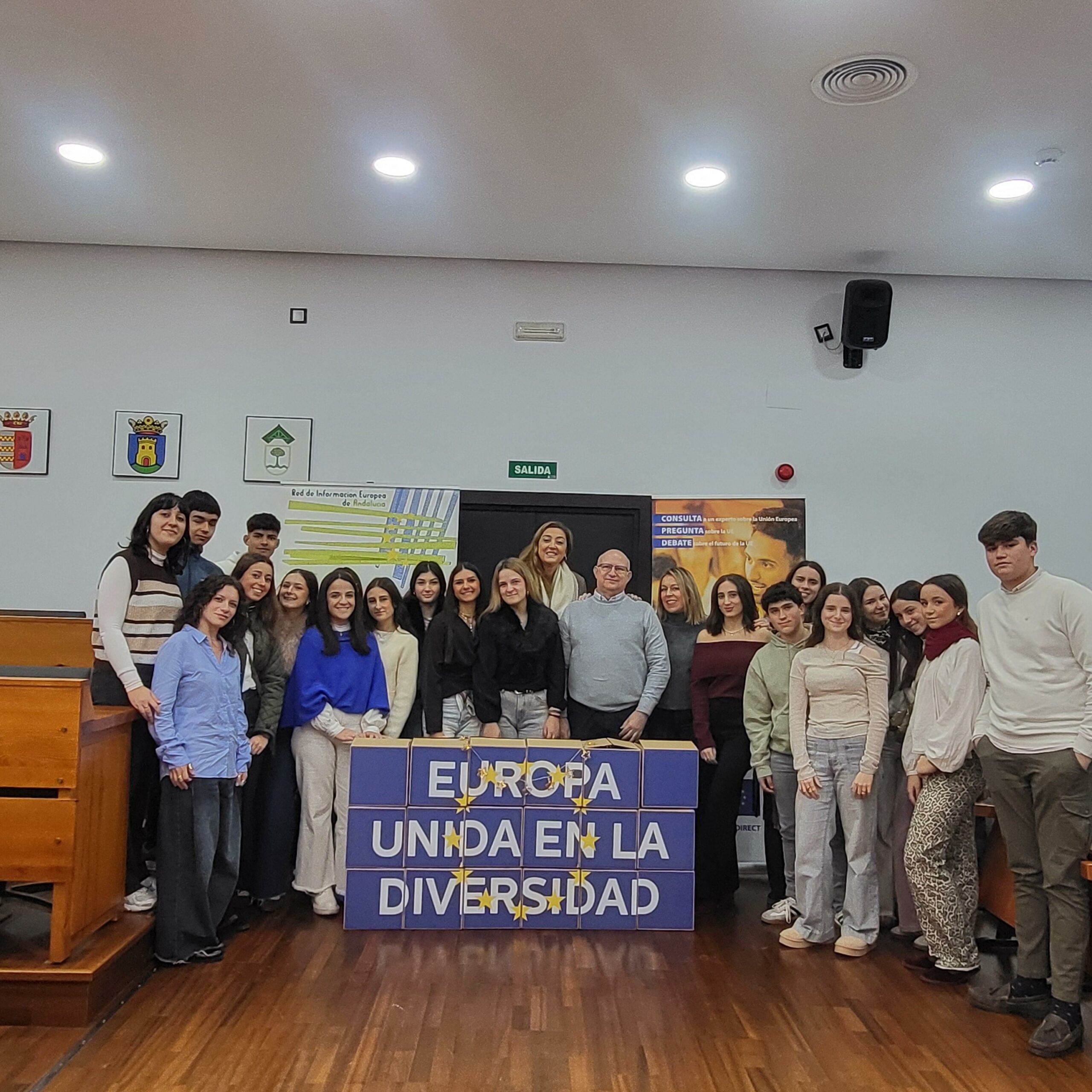 El Centro Europe Direct Campo de Gibraltar recibe a jóvenes de Baena para analizar el impacto del Brexit y la Economía Azul
