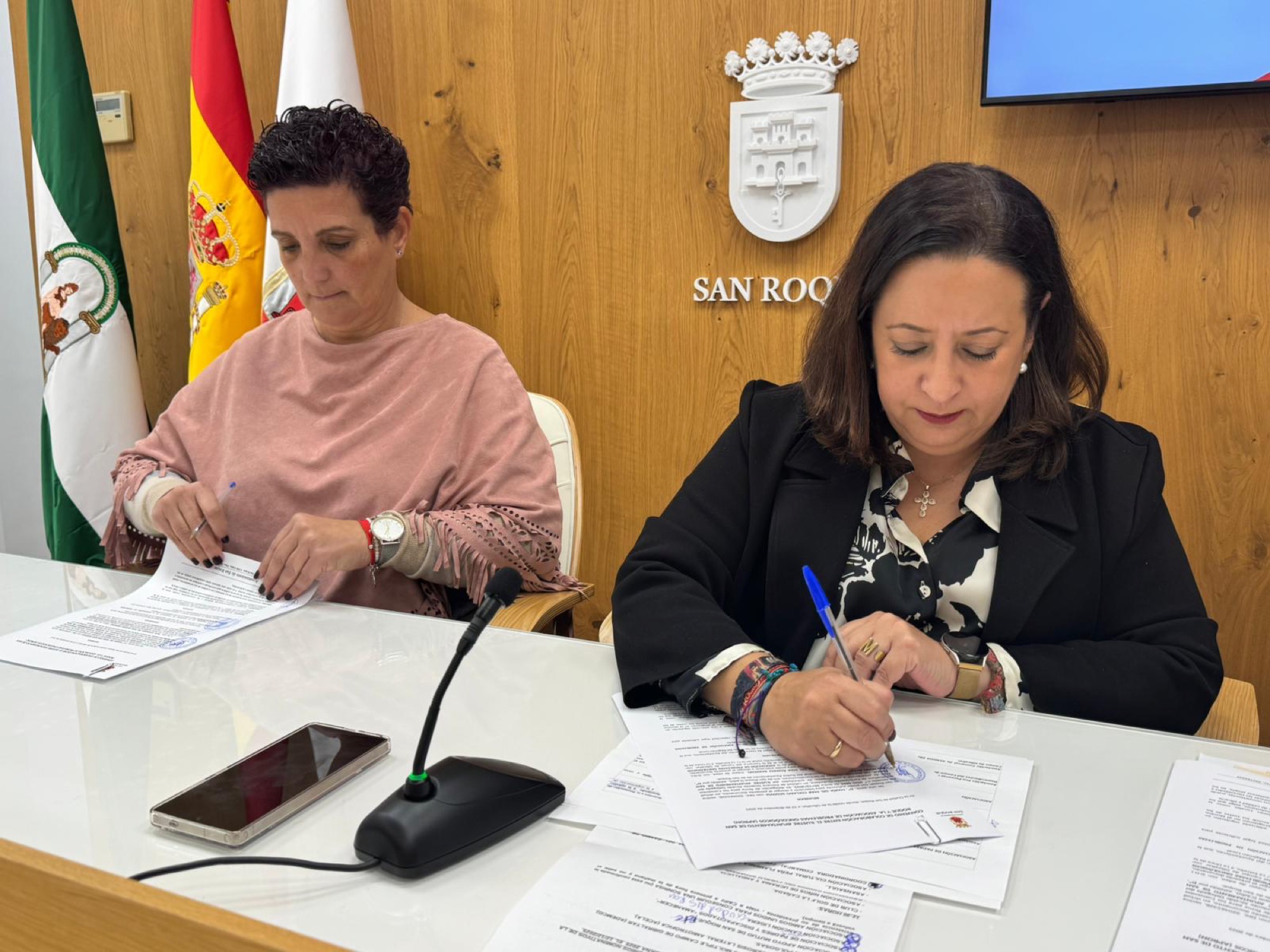 Convenio con la Asociación de Problemas Oncológicos, Apron