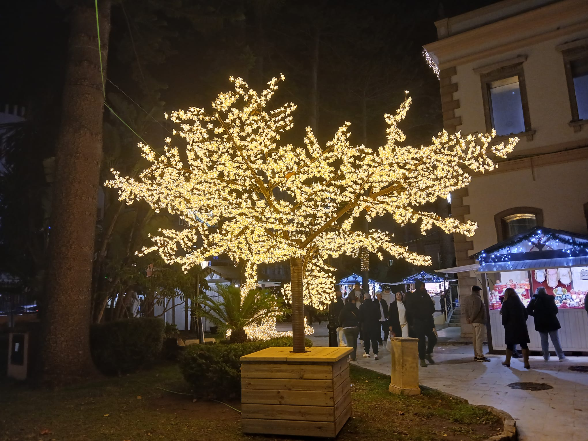 Navidad vigilada: 25 agentes refuerzan la seguridad hasta Reyes