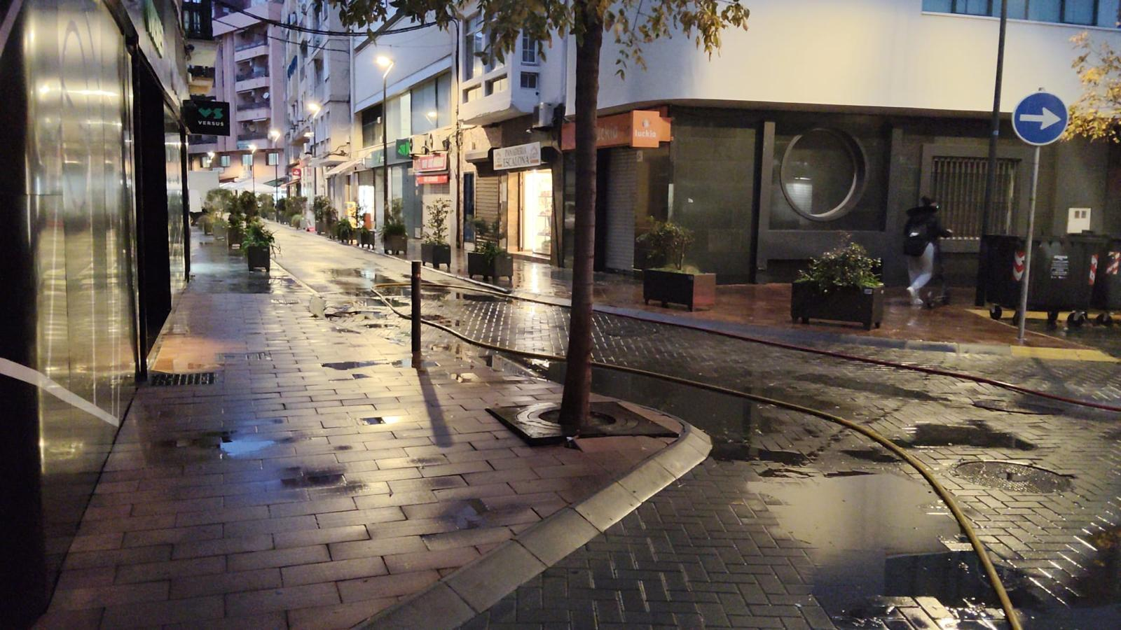 Algesa acomete labores de desbroce y limpieza en varias zonas de la ciudad