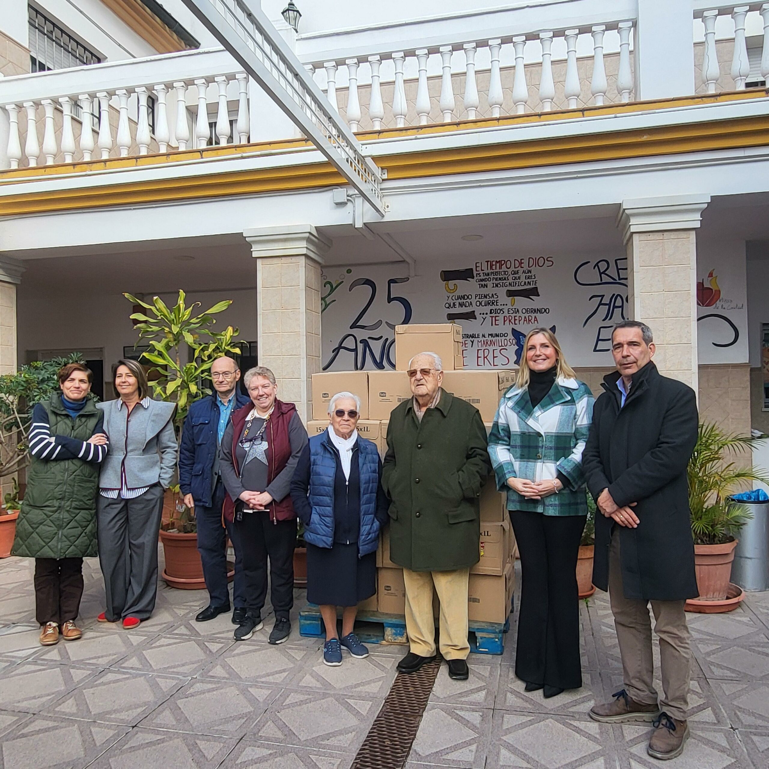 Del reciclaje a la ayuda: 2.070 litros de aceite solidario para el Campo de Gibraltar