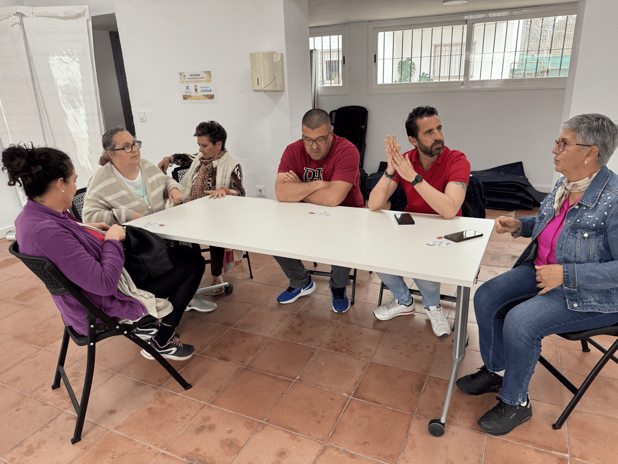 Reuniones con los colectivos de Puente Mayorga